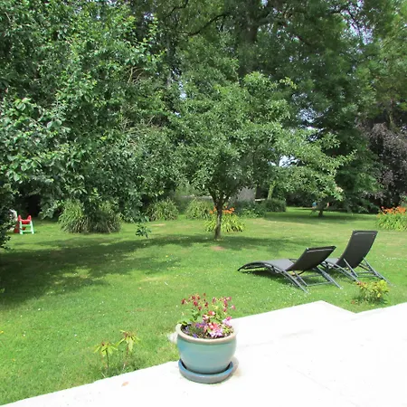Manoir Les Camps Greslins Holiday home Questrecques